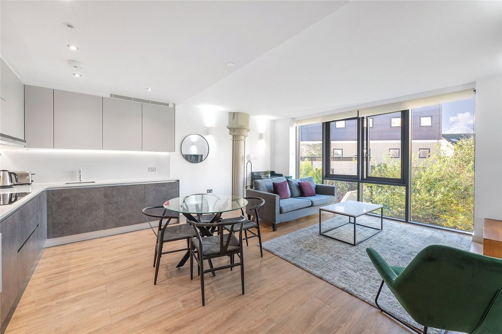 Property photo 1 of 13 Picture No. 01