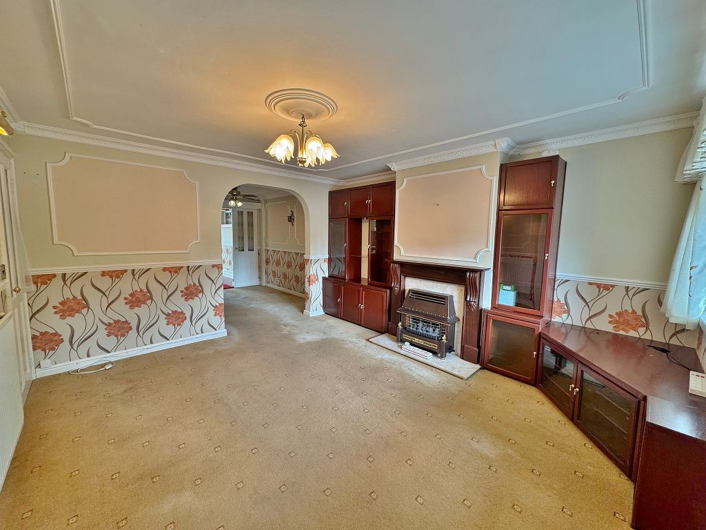 Property photo 3 of 23