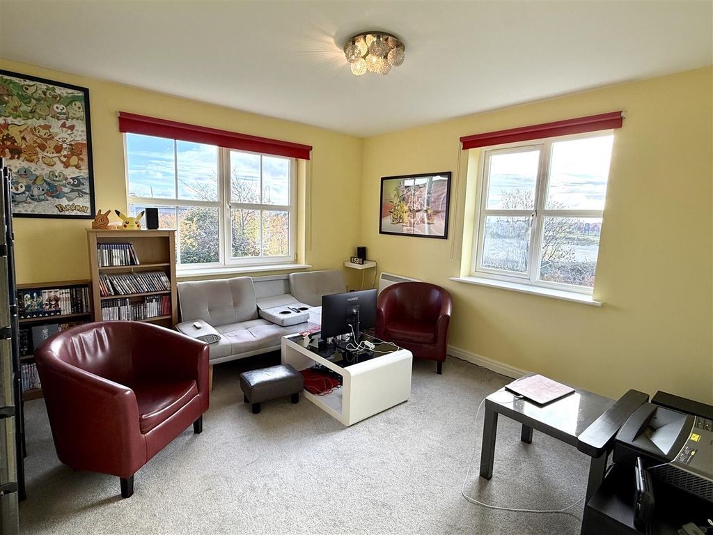 Property photo 3 of 8 Image00007.Jpeg