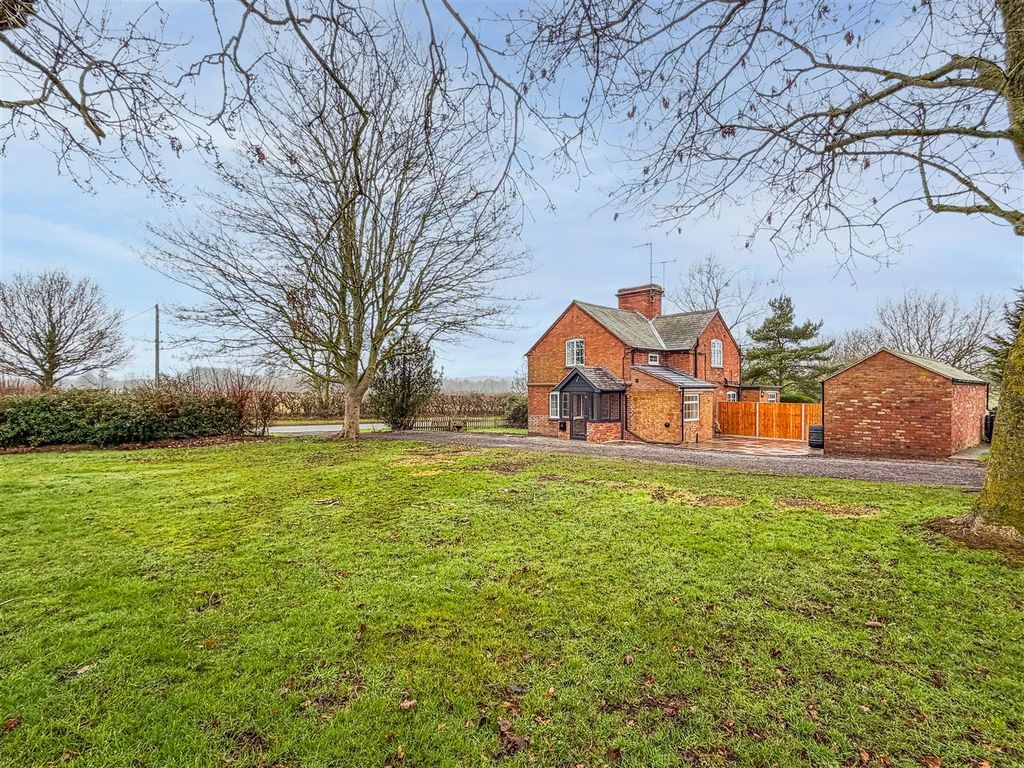 Property photo 3 of 17 Img_3303-Edit.Jpg