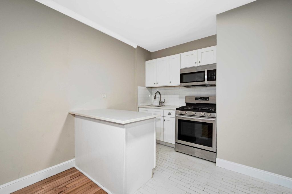 Property photo 3 of 11 <Alttext/>