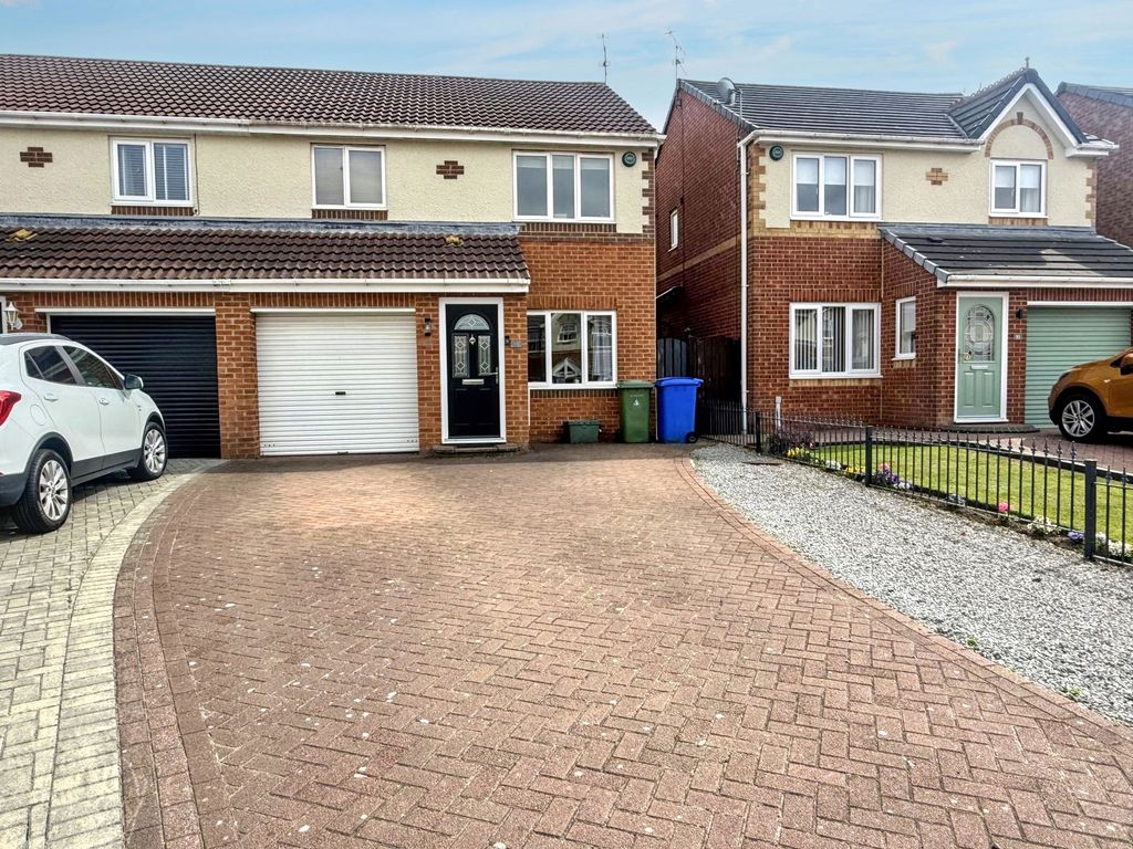 Property photo 1 of 16