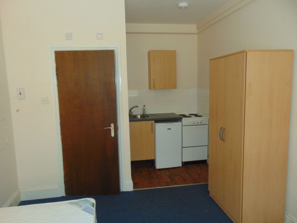 Property photo 2 of 3