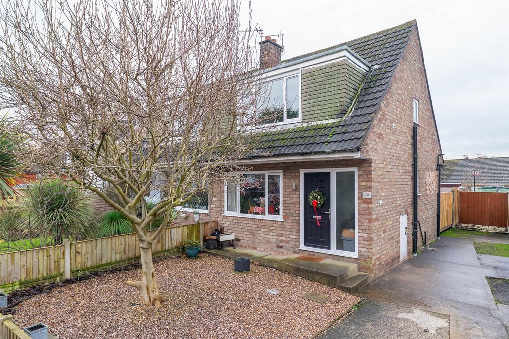 Property photo 1 of 19 Front External