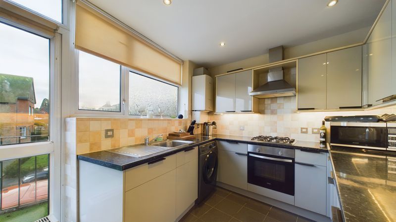 Property photo 3 of 13 Photo 7