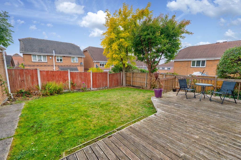 Property photo 3 of 16