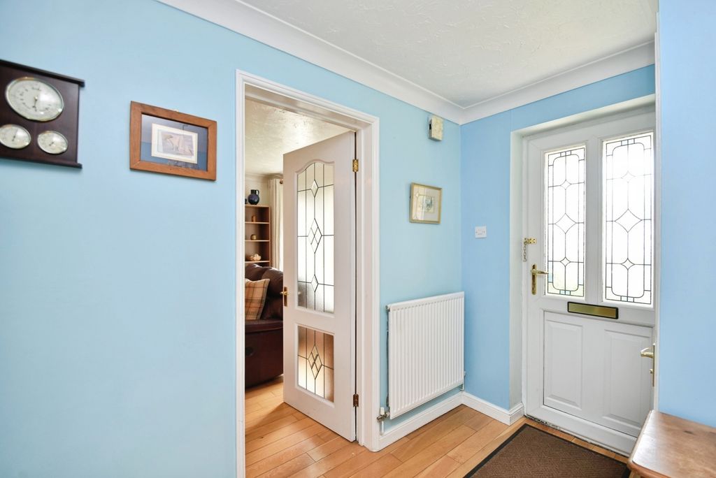 Property photo 2 of 34 Pbox-Img.Jpg