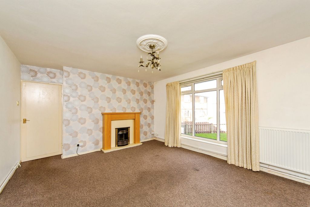 Property photo 3 of 10 Pbox-Img.Jpg