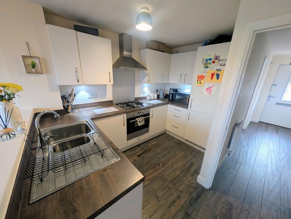 Property photo 3 of 18 Photo 9