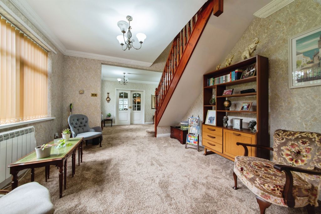 Property photo 3 of 26