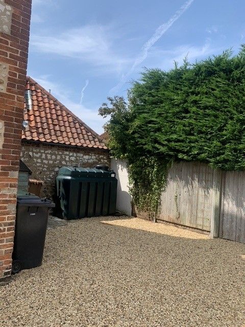 Property photo 3 of 23 Wh3