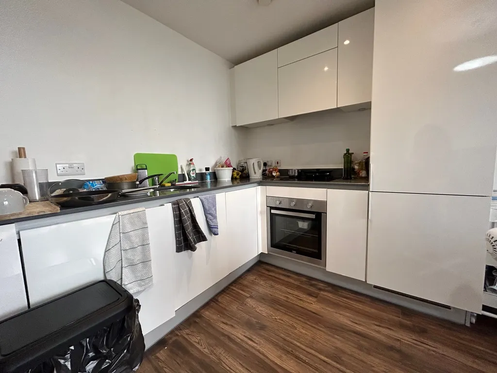 Apartment in Birmingham, Edgbaston - View 6