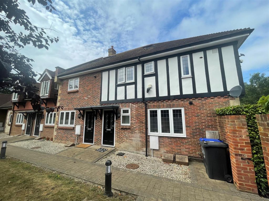 Property photo 1 of 6 External