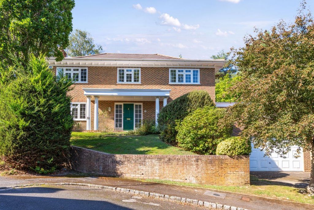 Property photo 1 of 17