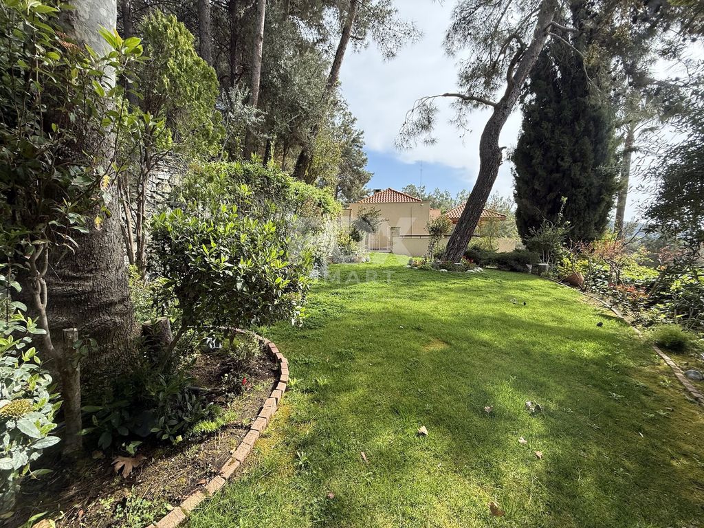 Property photo 3 of 40
