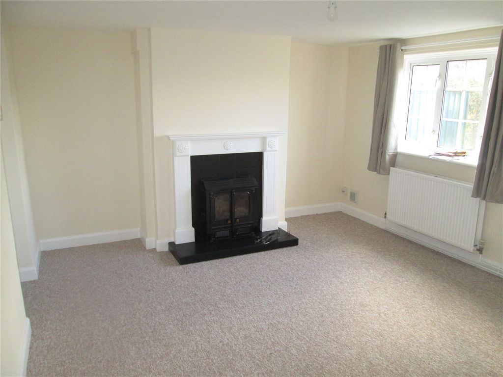 Property photo 3 of 9 Living Room