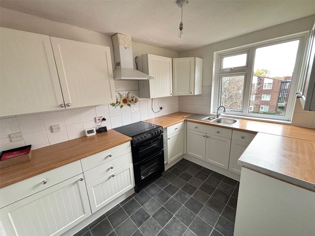 Property photo 2 of 9 Picture No. 07