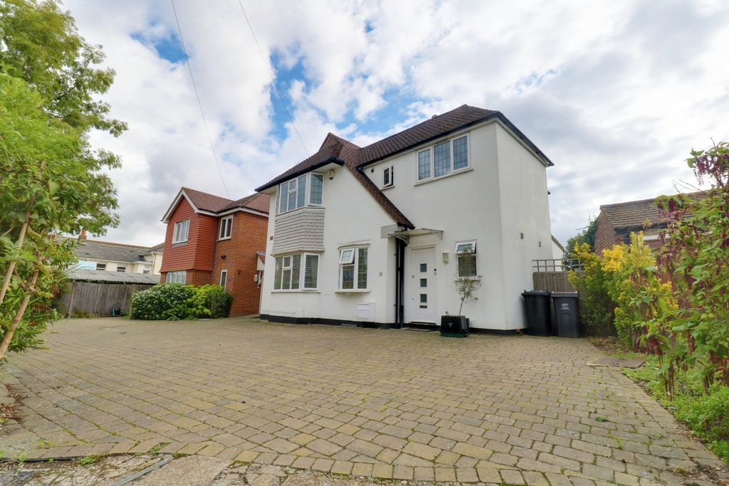 Property photo 1 of 15 5907080
