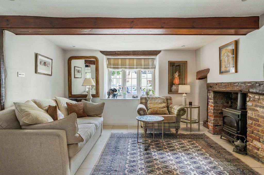 Property photo 3 of 17 Sitting Room