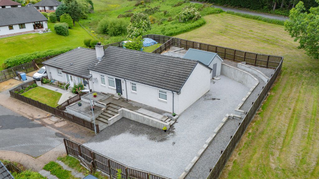 Property photo 1 of 35