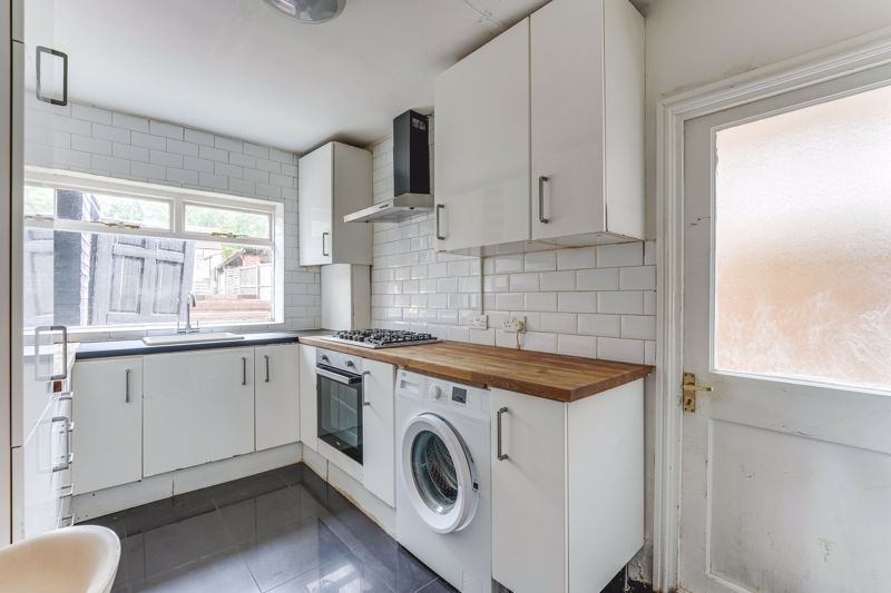 Property photo 3 of 16 Photo 11