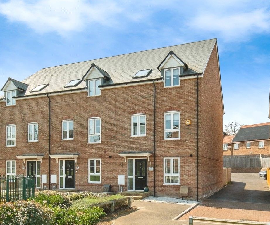 Property photo 1 of 17 Front