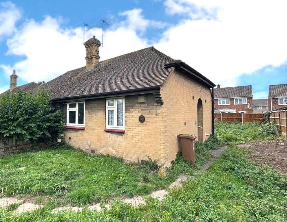 Property photo 1 of 5