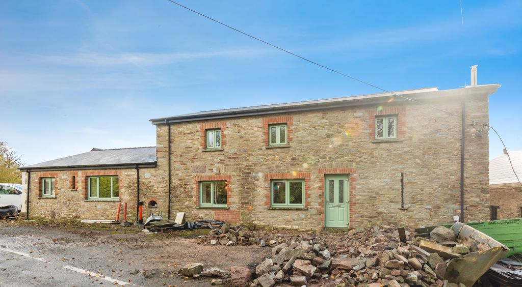 Property photo 1 of 20 The Property