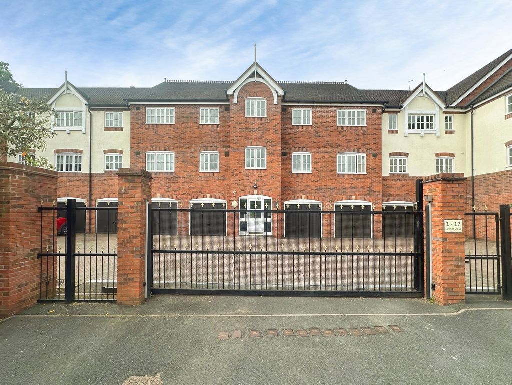 Property photo 1 of 32