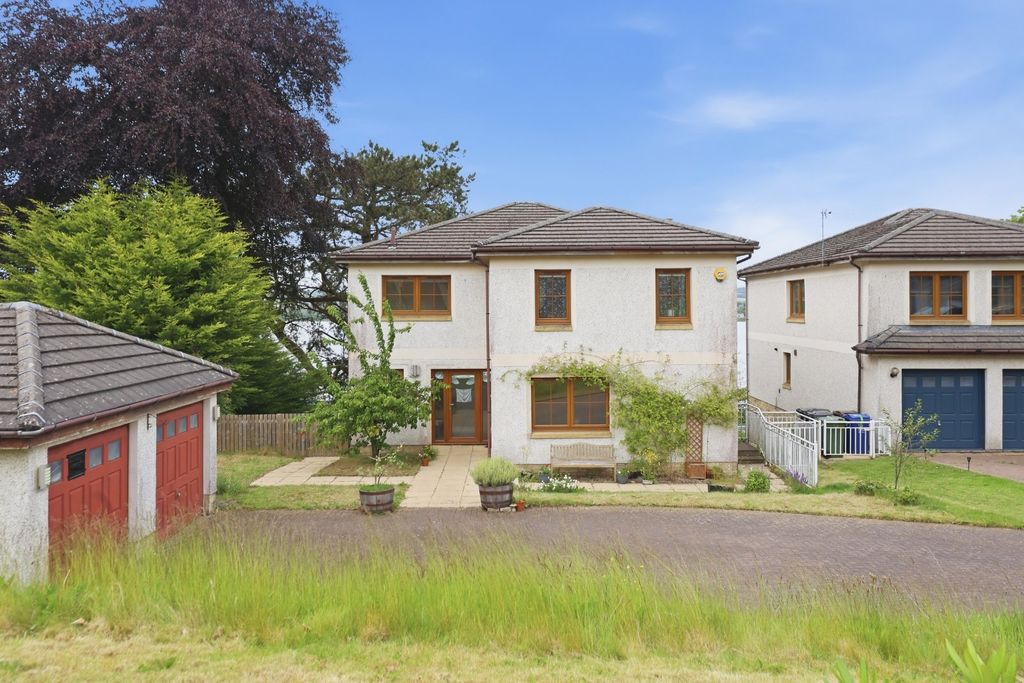 Property photo 1 of 46 Picture No. 04