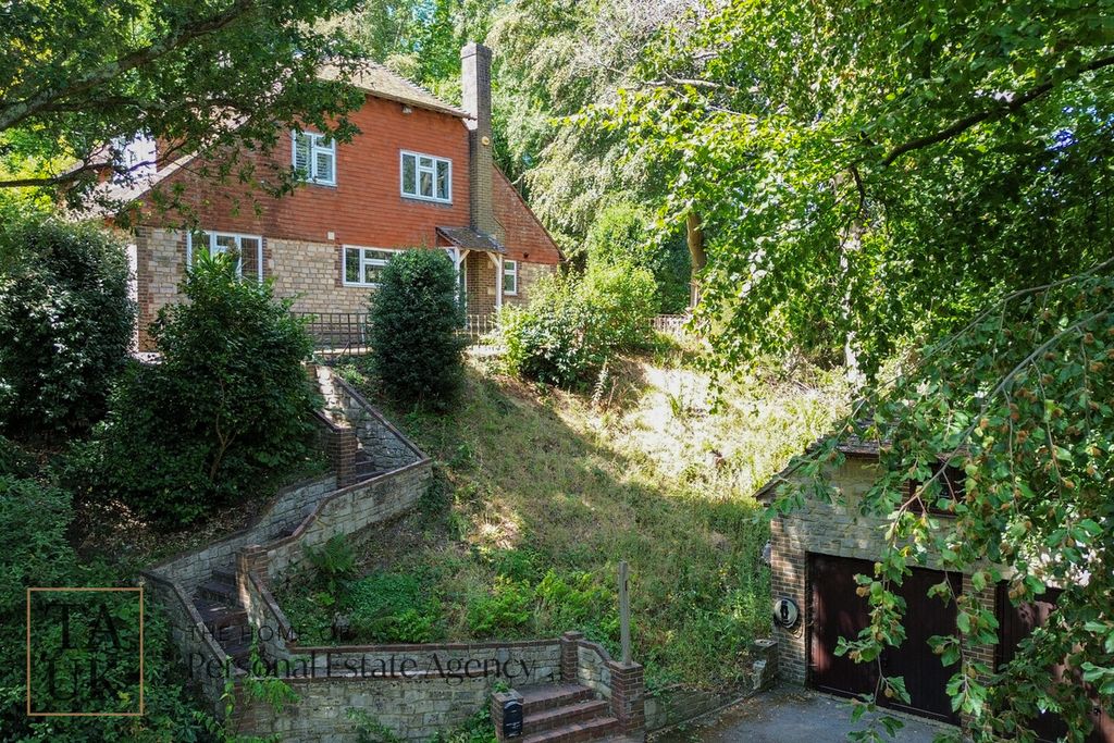 Property photo 1 of 26