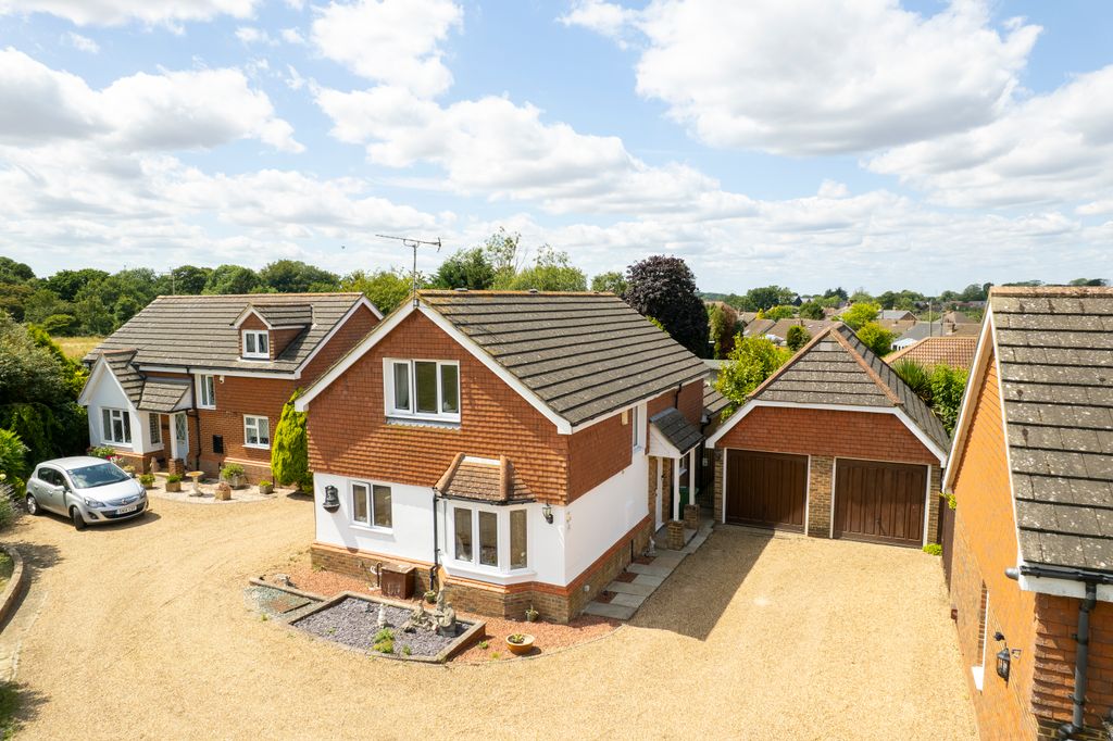 Property photo 1 of 34