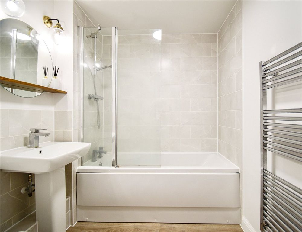 Property photo 3 of 10 Picture No. 06