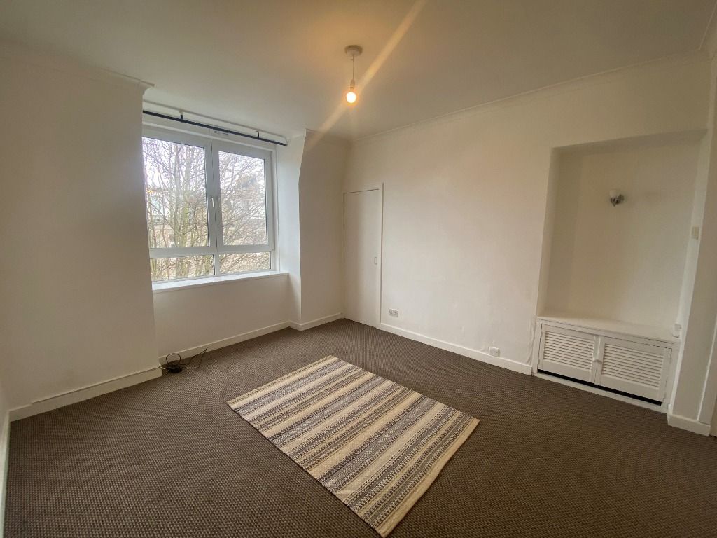 Property photo 3 of 8 Photo 3