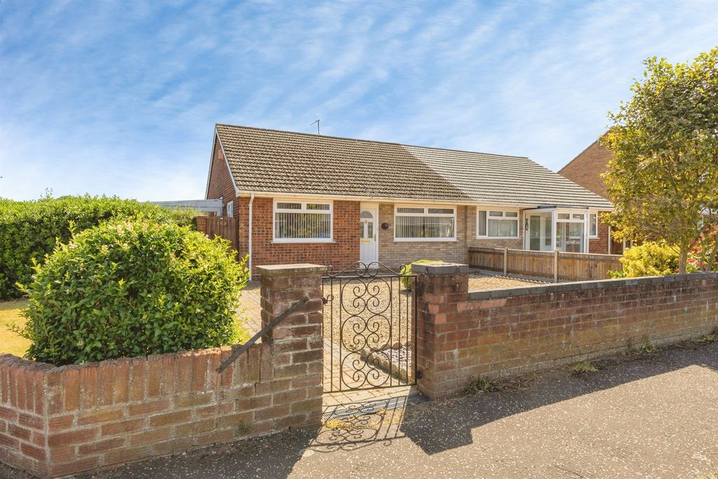 Property photo 1 of 20
