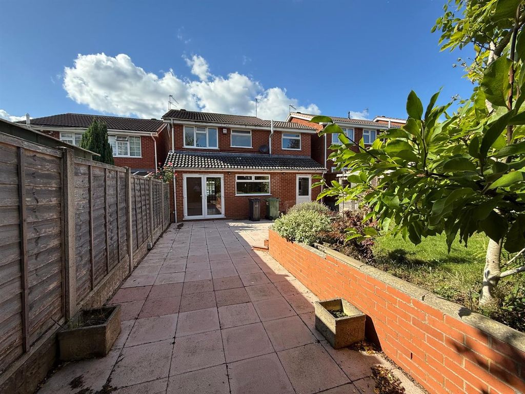 Property photo 2 of 24