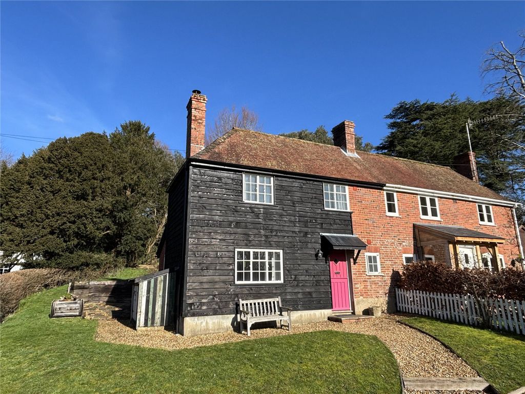 Property photo 1 of 10 Front