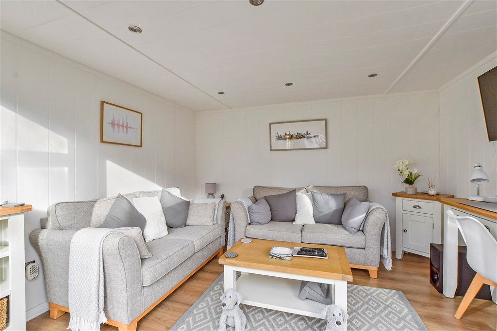 Property photo 3 of 13 Outbuilding - Garden Room