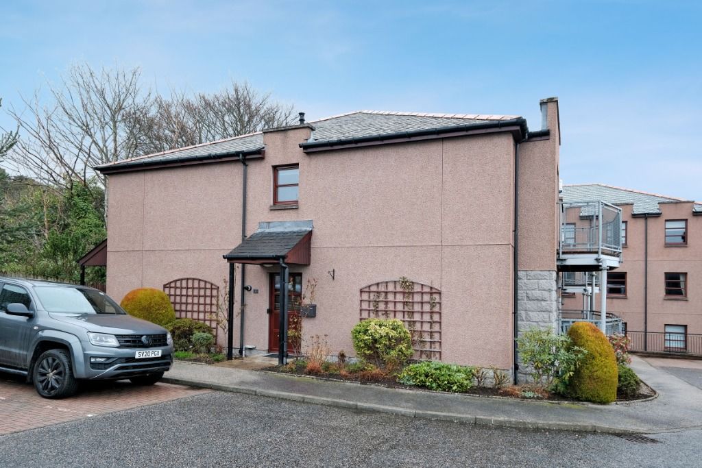 Property photo 3 of 18 Photo 3