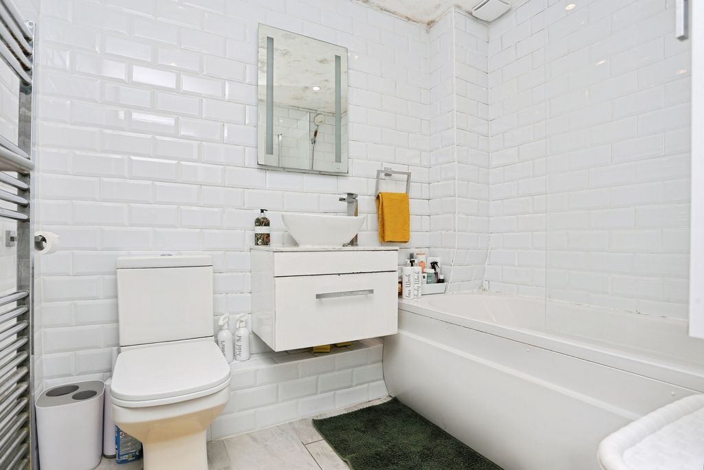 Property photo 3 of 21 Pbox-Img.Jpg