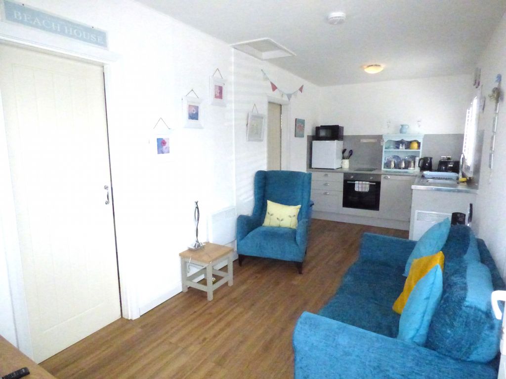 Property photo 2 of 10 Open Plan Lounge/Fitted Kitchen