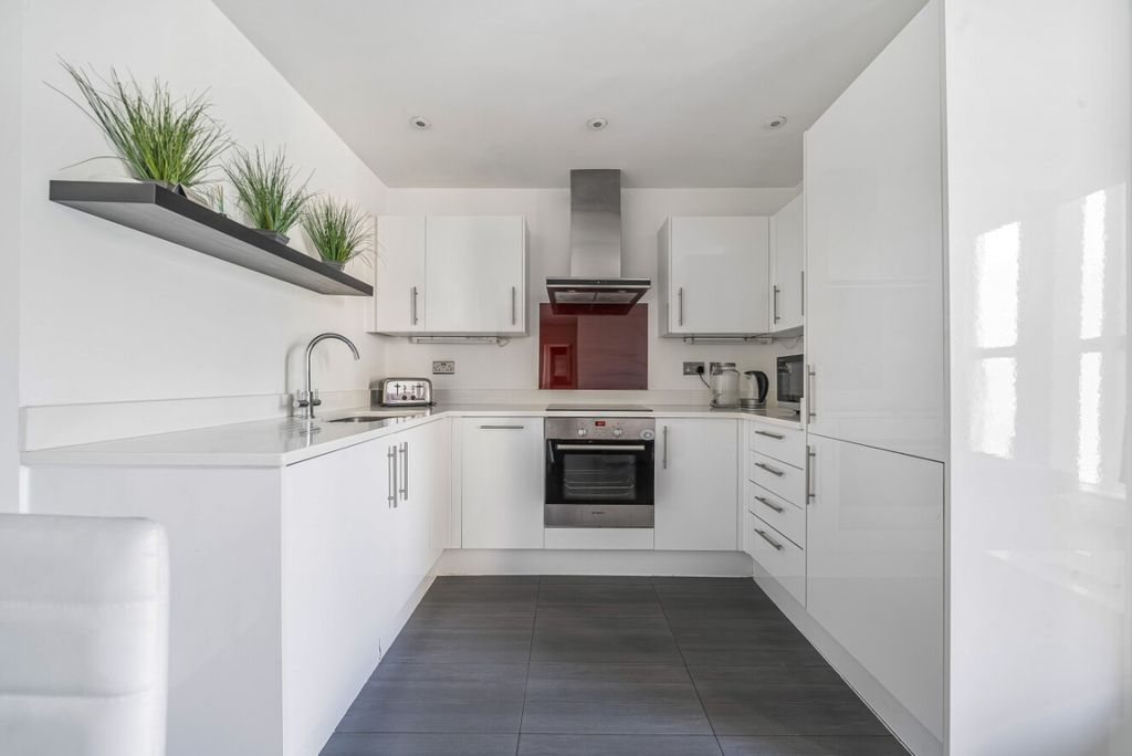 Property photo 2 of 14 1168257 (5)