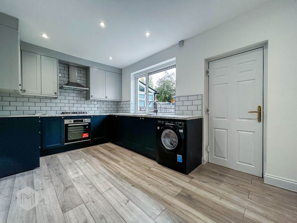 Property photo 3 of 13 Picture No. 11