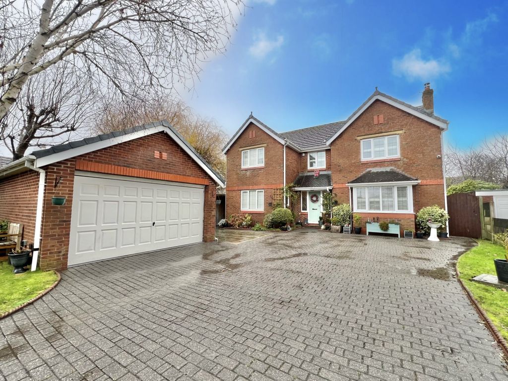 Property photo 1 of 31