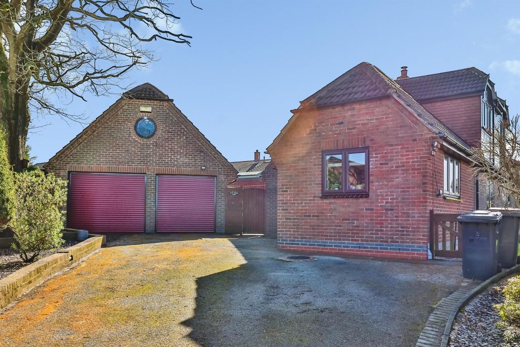 Property photo 1 of 23