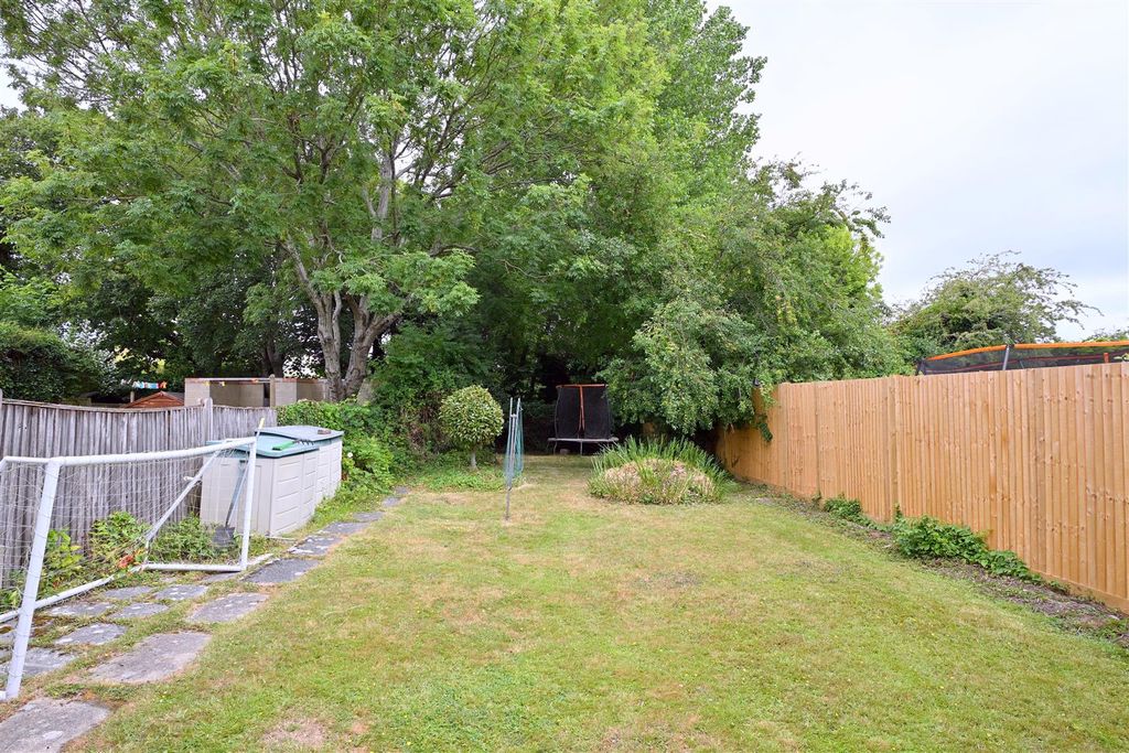 Property photo 2 of 14 Rear Garden