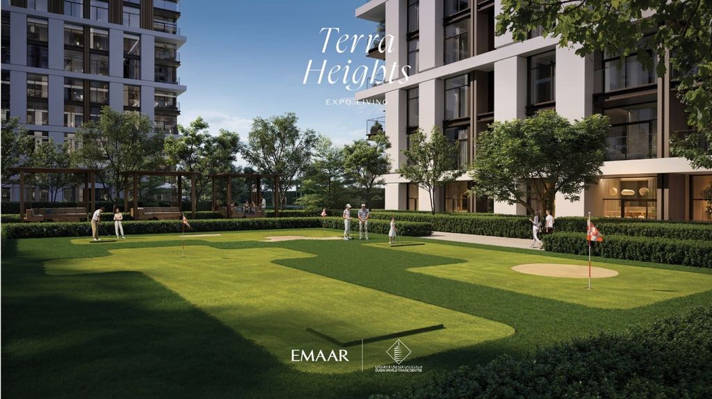 Property photo 3 of 12 Golf