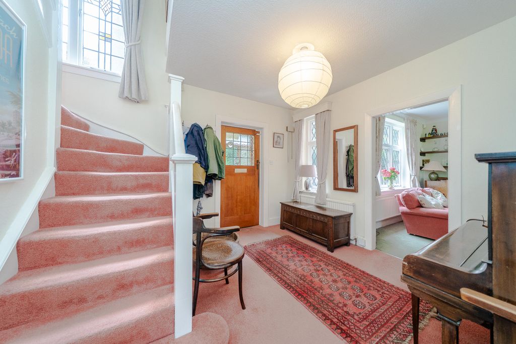 Property photo 3 of 22