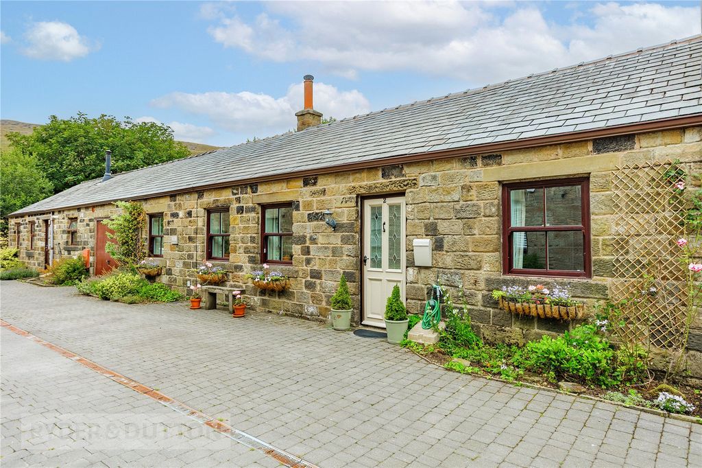 Property photo 1 of 22 Front