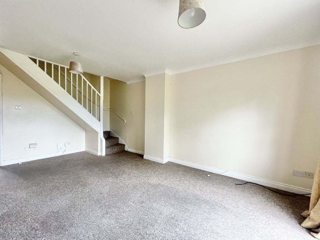 Property photo 2 of 16 Photo 1